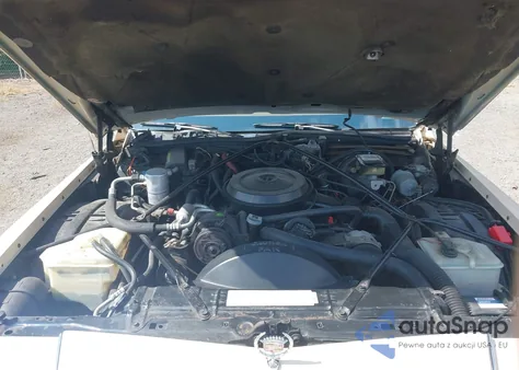 1988 Cadillac Brougham z USA, uszkodzony, nr VIN 1G6DW51Y8JR764728